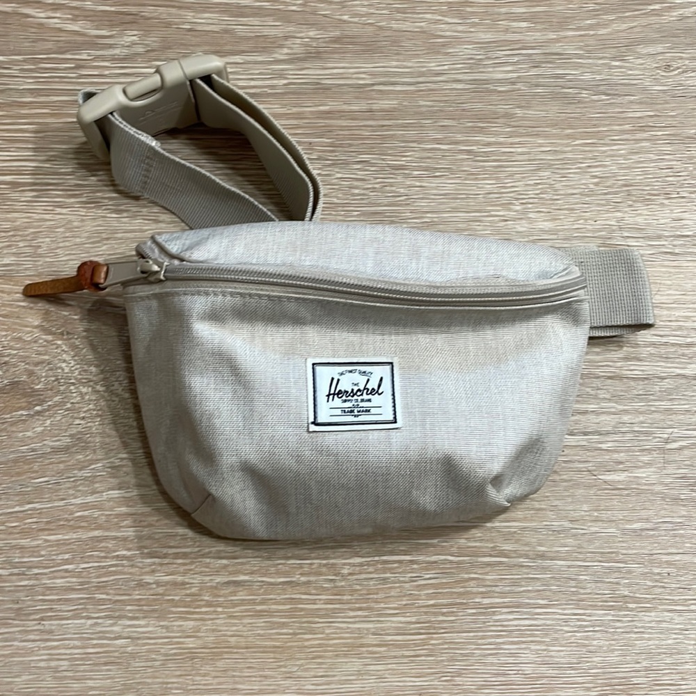 Herschel Fourteen Fanny Pack